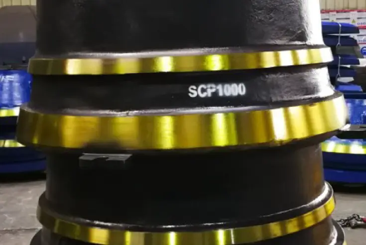 Mantlar för krossar