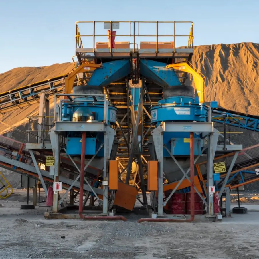 En stenkross med en rotor av Teckroq